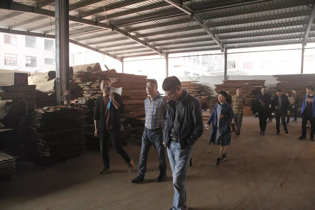 来自30多家国内主流媒体参观双洋红木
