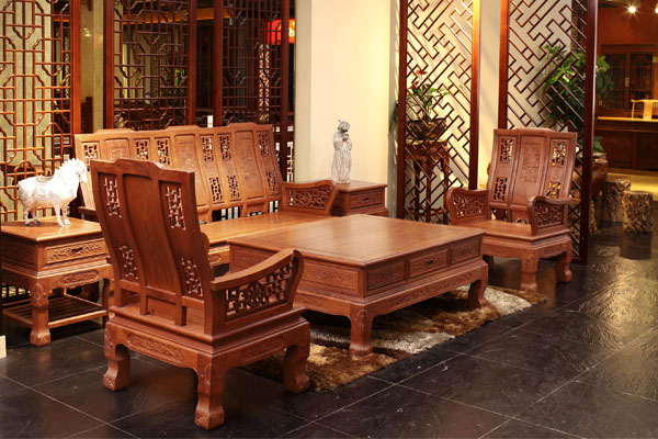 双洋红木：万字沙发（大果)